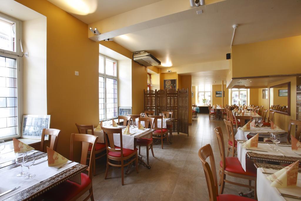 Spalenbrunnen Hotel & Restaurant Basel City Center Luaran gambar