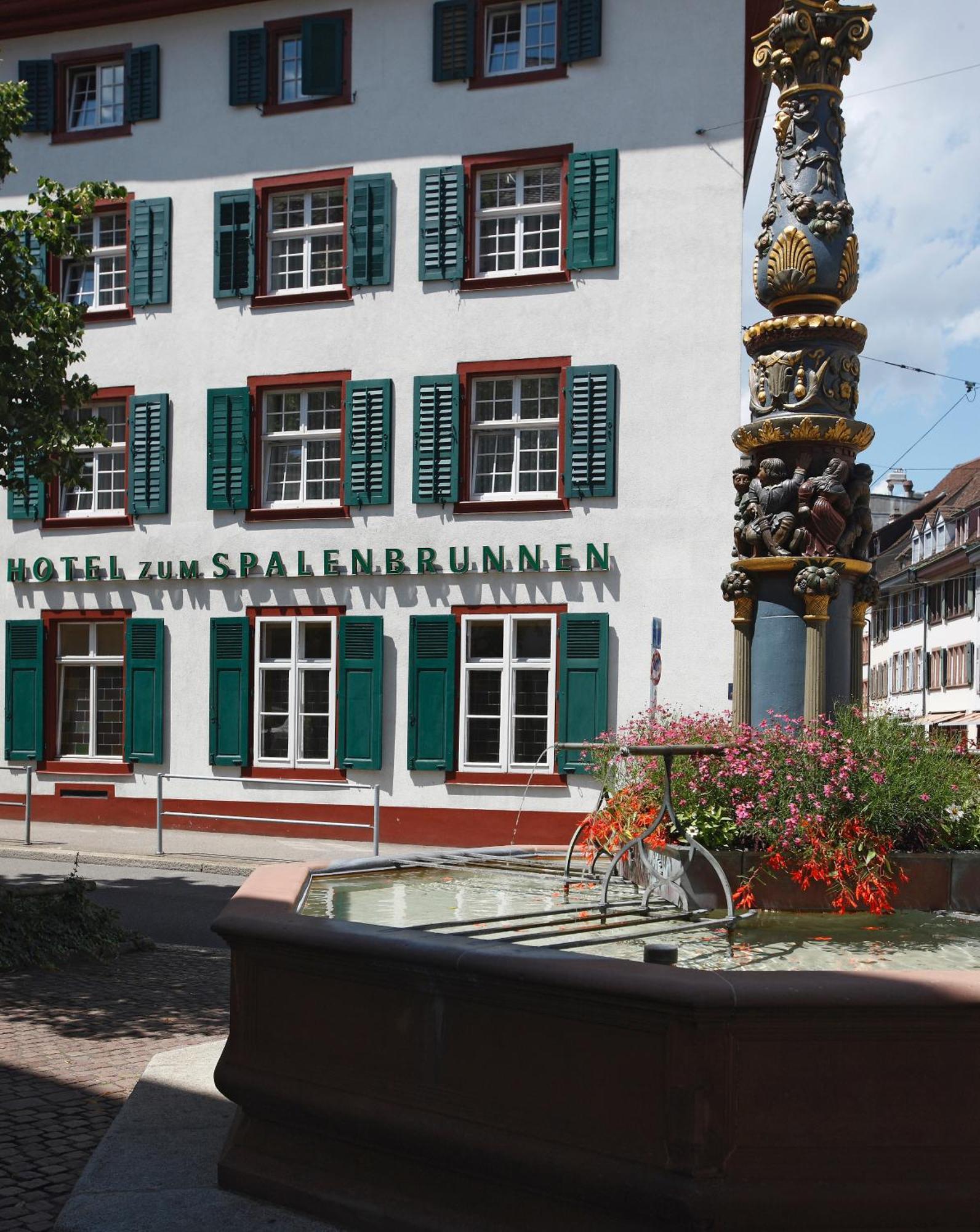 Spalenbrunnen Hotel & Restaurant Basel City Center Luaran gambar