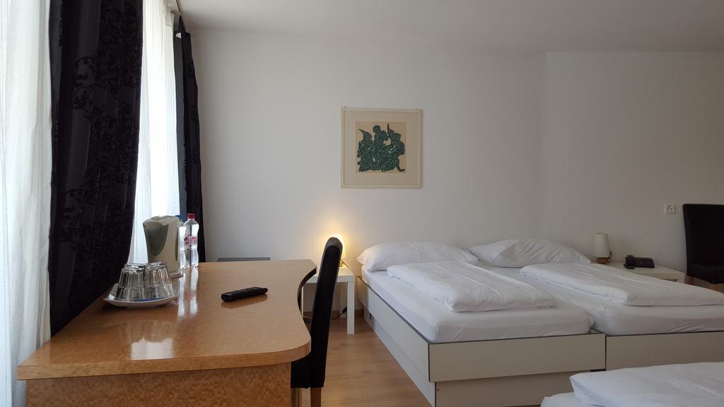 Spalenbrunnen Hotel & Restaurant Basel City Center Luaran gambar