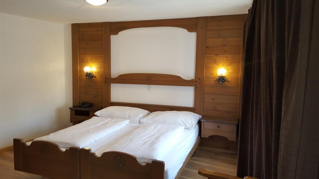 Spalenbrunnen Hotel & Restaurant Basel City Center Luaran gambar