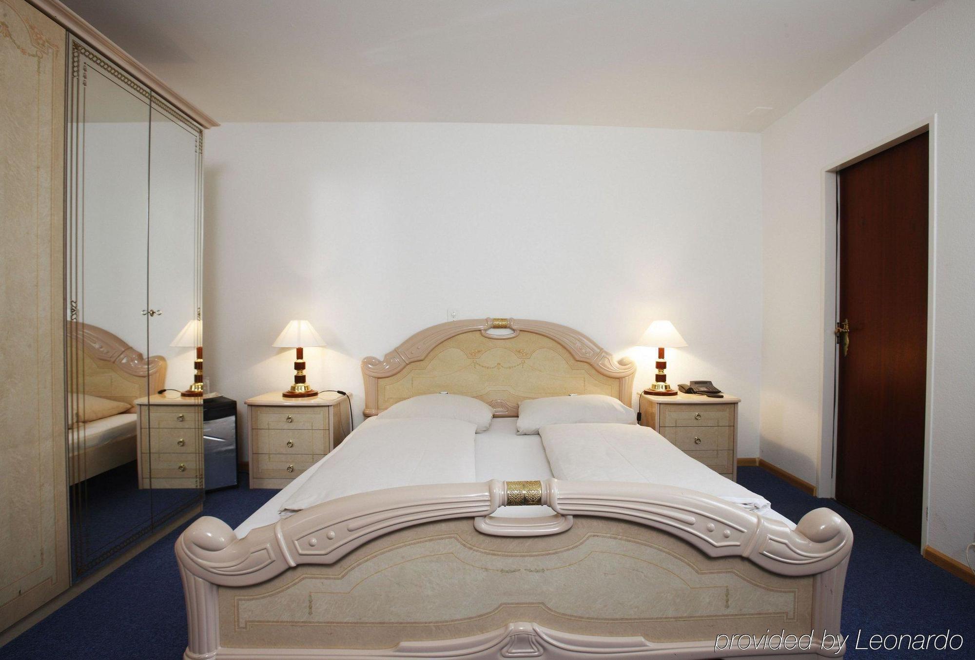Spalenbrunnen Hotel & Restaurant Basel City Center Luaran gambar