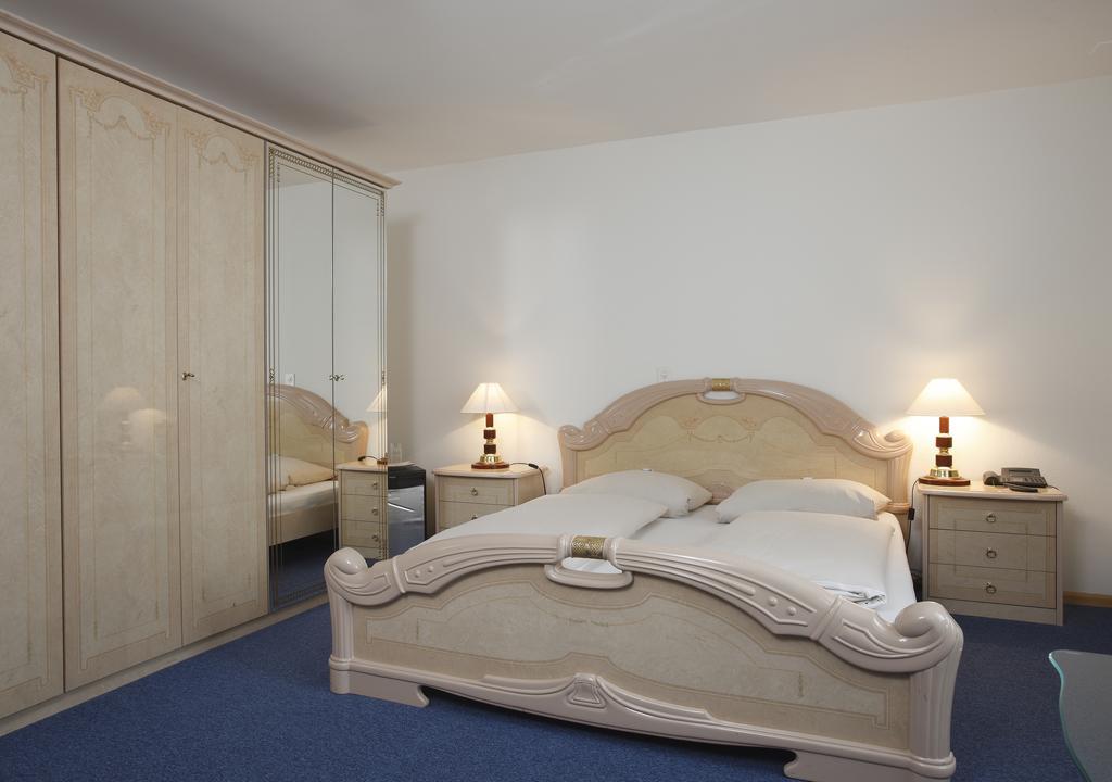 Spalenbrunnen Hotel & Restaurant Basel City Center Luaran gambar