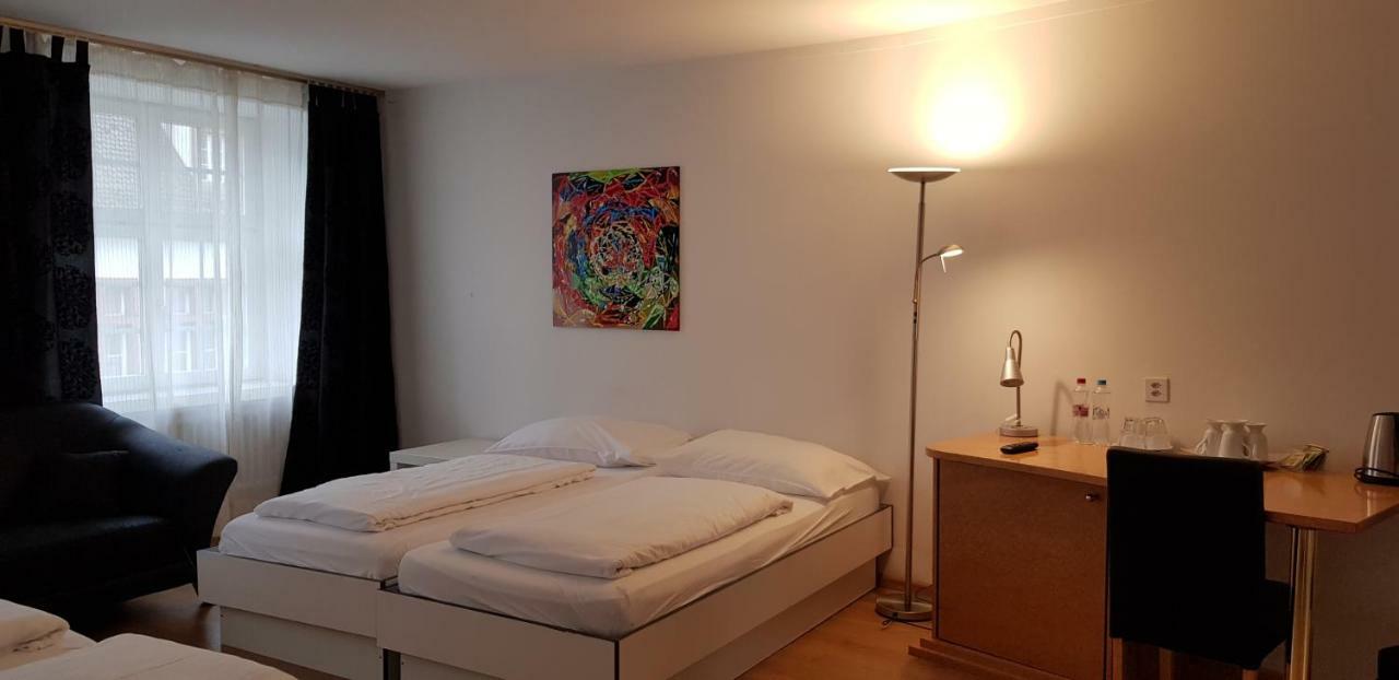 Spalenbrunnen Hotel & Restaurant Basel City Center Luaran gambar